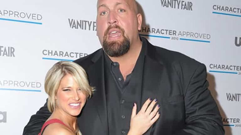 Big show wife (Melissa Ann Piavis) | (Bess Katramados) | Personal Life