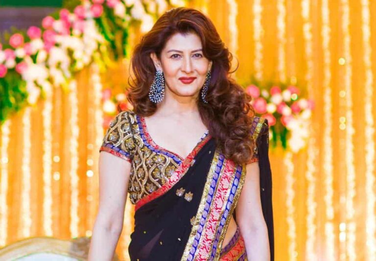 Mohammad Azharuddin wife | Naureen Azharuddin | Sangeeta Bijlani