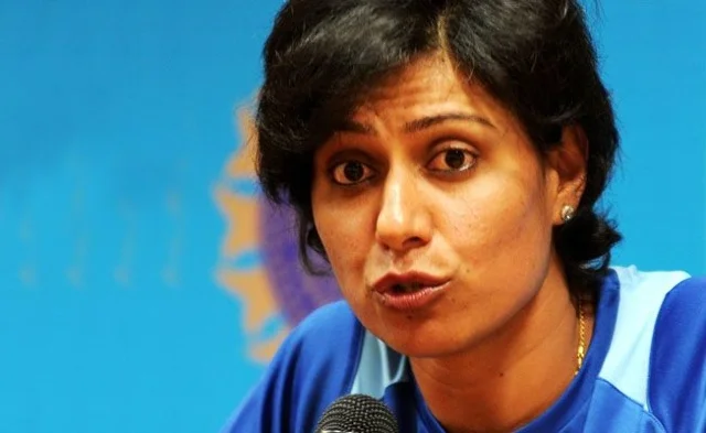 Top 10 Greatest female bowlers