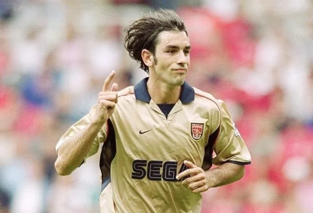 Robert Pires Biography