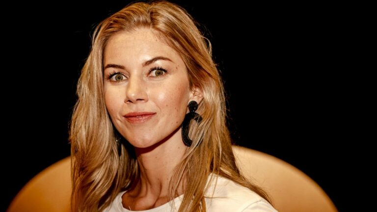 Top 10 Hottest Female Soccer Players