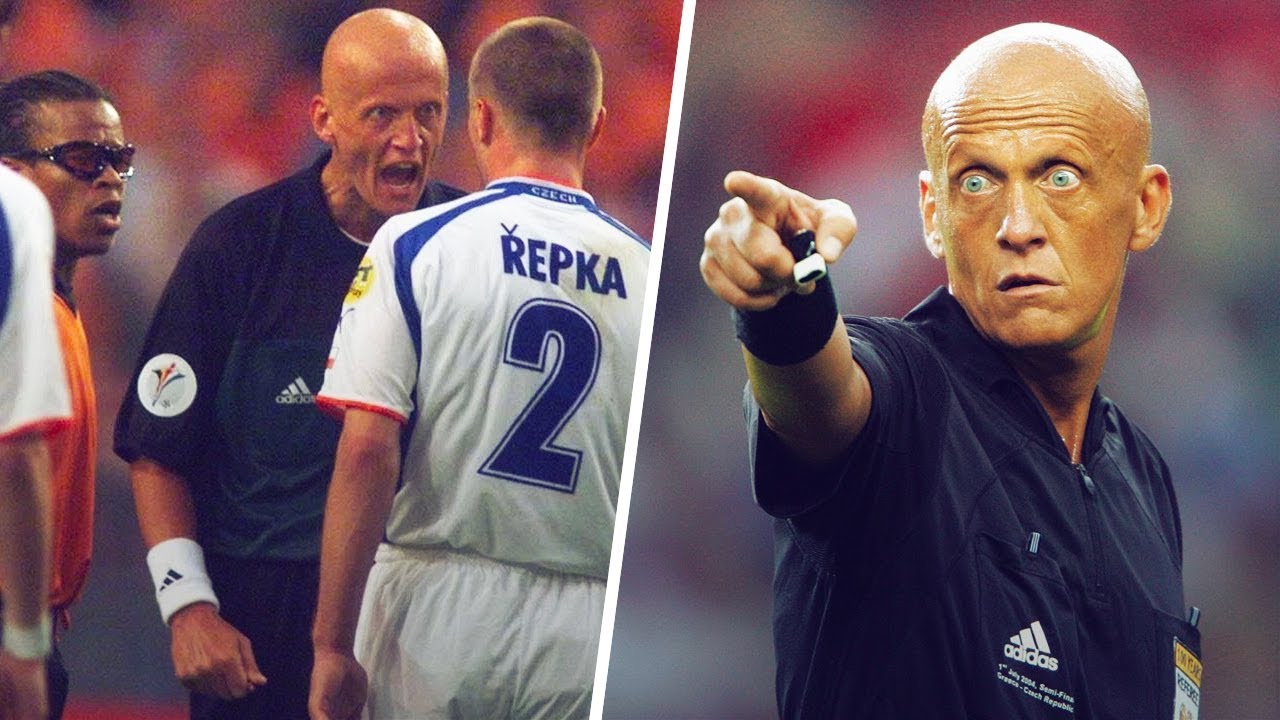 Top 10 Best football referees
