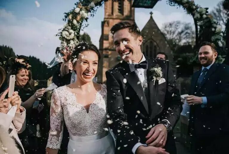 Chris Woakes wife (Louise Woakes) | Love Life | Marriage | Children