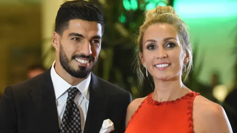 Luis Suarez wife (Sofia Balbi) | Love Life | Marriage | Kids