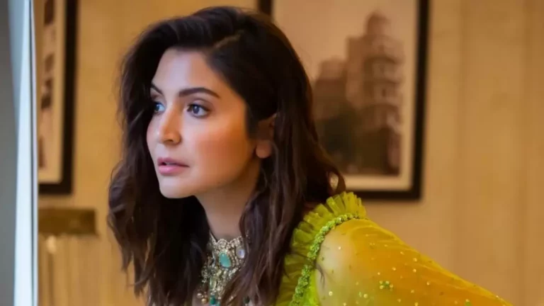 Virat Kohli Wife (Anushka Sharma) | Love Life| Marriage | Kids