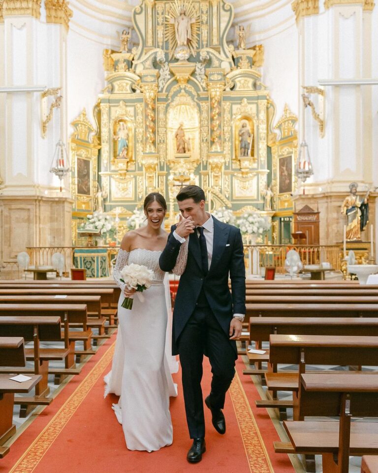 Kepa Arrizabalaga Wife(Andrea Martinez) | Love Life | Career | Marriage | Kids